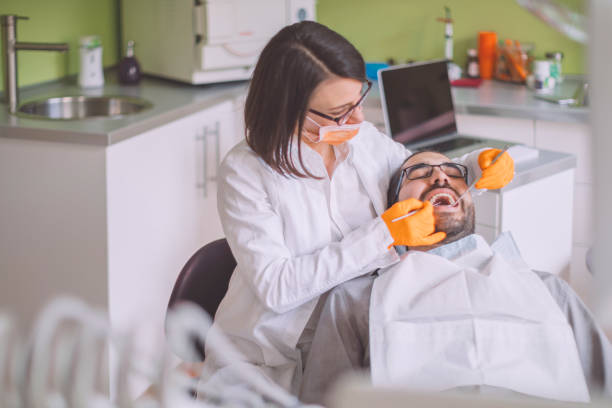 Best Emergency Tooth Extraction  in Clearlake, CA